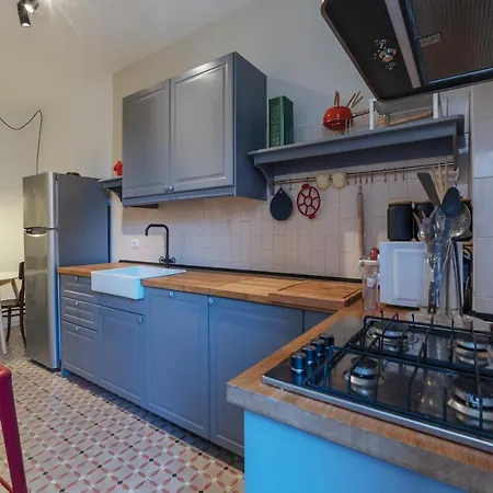 Santa Maria Maggiore Roomy And Bright Flat Διαμέρισμα *